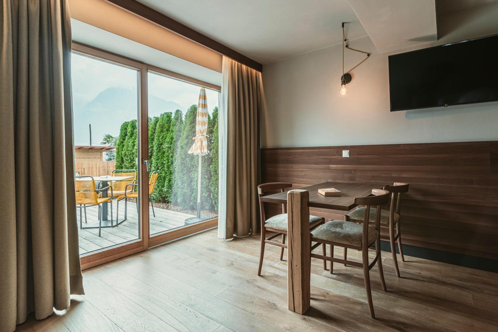 Hosler Aparthotel Merano Luaran gambar